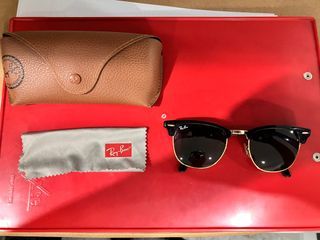 FOR SALE: RAY BAN CLUBMASTER RB 3016 W0365 51-21. USED ONLY ONCE AND TAKEN WELL CARE OFF.