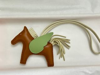 （分類：）位於 。 由 finding__nimo 提交（商品編號 1299085239，圖片 1）。簡介： 。