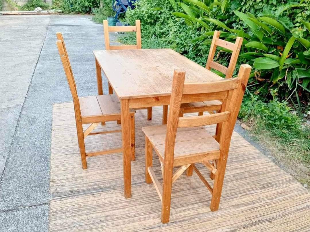 Ikea ivar dining set (Category: Tables & Sets) located in Quezon City. Submitted by matetdevis13 (Listing ID 1298982161, Image 3). Description: Ikea Ivar Dining Set 49”L x 30”W x 29”H (table) 16”L x 17”W x 18”SH (chairs) Php 9000 set Solid wood In good condition.