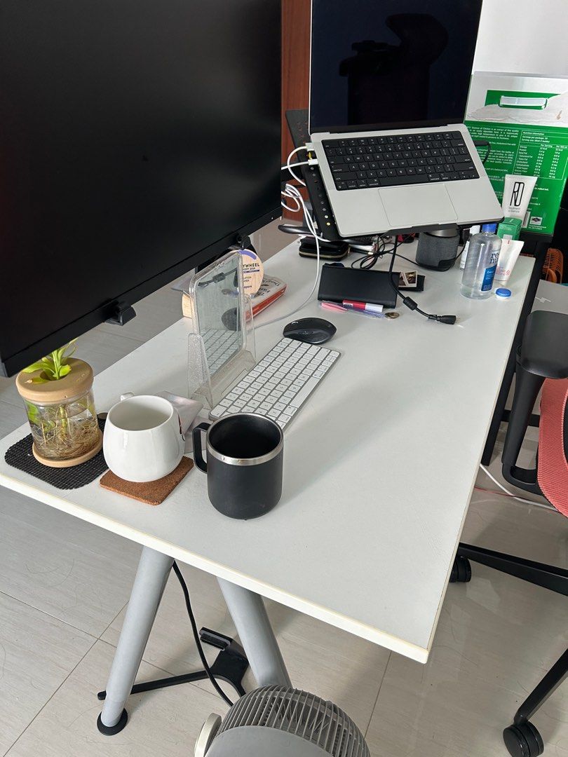 IKEA Study Desk (Category: Tables & Sets) located in Singapore. Submitted by jenisme (Listing ID 1298978607, Image 2). Description: Thyge White Desk 120cm (length) x 60cm (width) First bought it in 2022 for my work from home setup. Letting it go as I’ll be moving soon. Upon confirmation, please collect the item on 4th May (the day Im moving).
