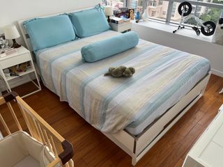 (Category: ) located in . Submitted by roomz6 (Listing ID 1298979066, Image 1). Description: .