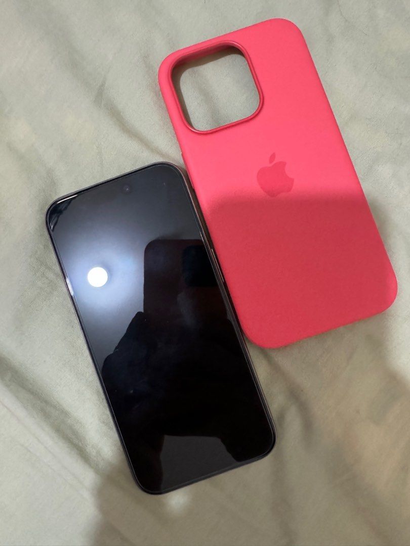 Iphone 15 Pro NTC (Category: iPhone 15 Series) located in Manila. Submitted by cjcruz25417 (Listing ID 1299064841, Image 3). Description: UNAHAN. RUSH. READ POR FAVOR. Iphone 15 Pro Purchased last feb(you may ask me for the receipt) WARRANTY, ETC Natural Titanium 126gb Purchased at Powermac Center Complete inclusion - box, receipt, (will include original apple case worth 3k, tempered worth 1,600) No dents. No hidden issues. Test all you want Pers