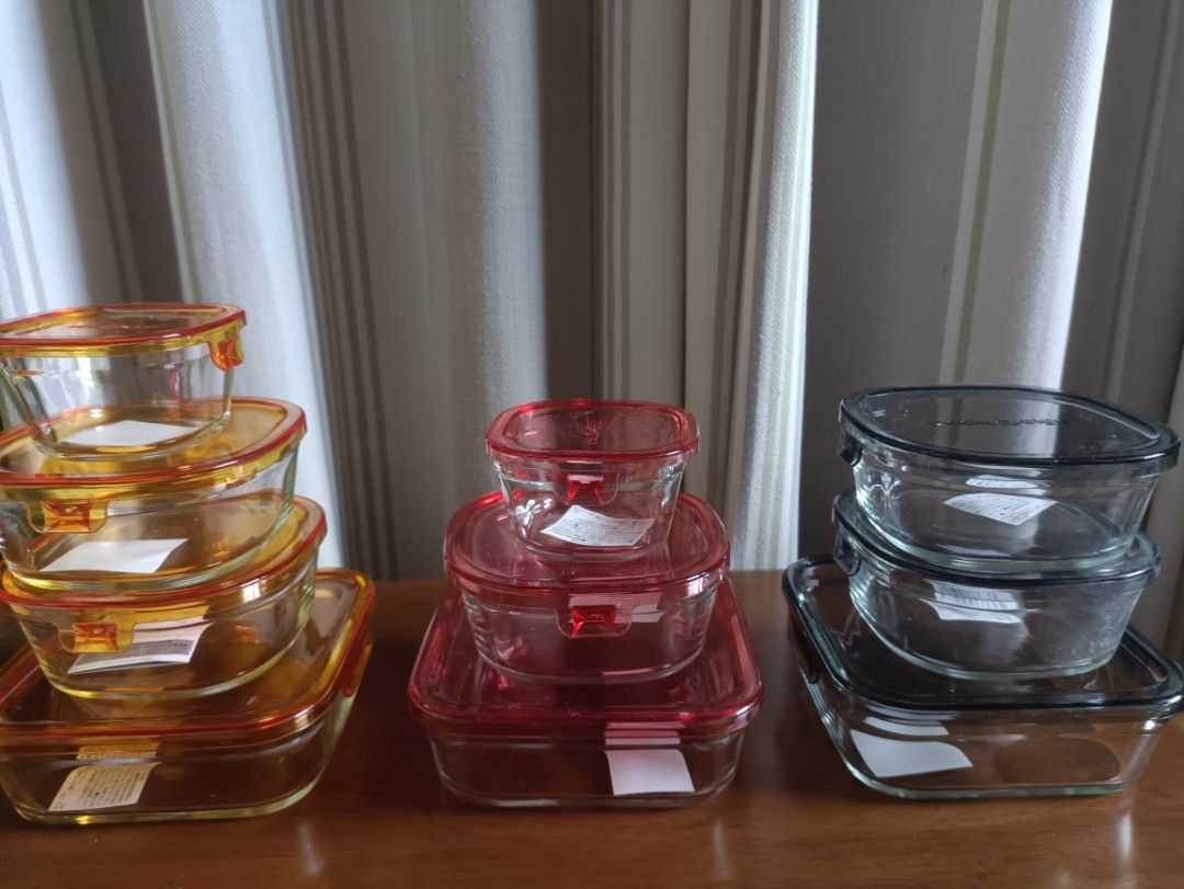iwaki pack & range set (Category: Bakeware) located in San Pablo. Submitted by tailz_and_wacko (Listing ID 1298968197, Image 1). Description: .