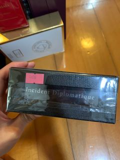 （分類：）位於 。 由 kimberlyfht 提交（商品編號 1298980540，圖片 1）。簡介： 。