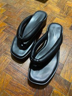 Kendra Manila Wedge Sandals - Black