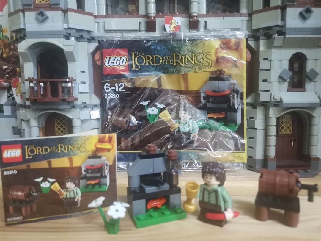 LEGO 30210 THE LORD OF THE RINGS - FRODO WITH COOKING CORNER