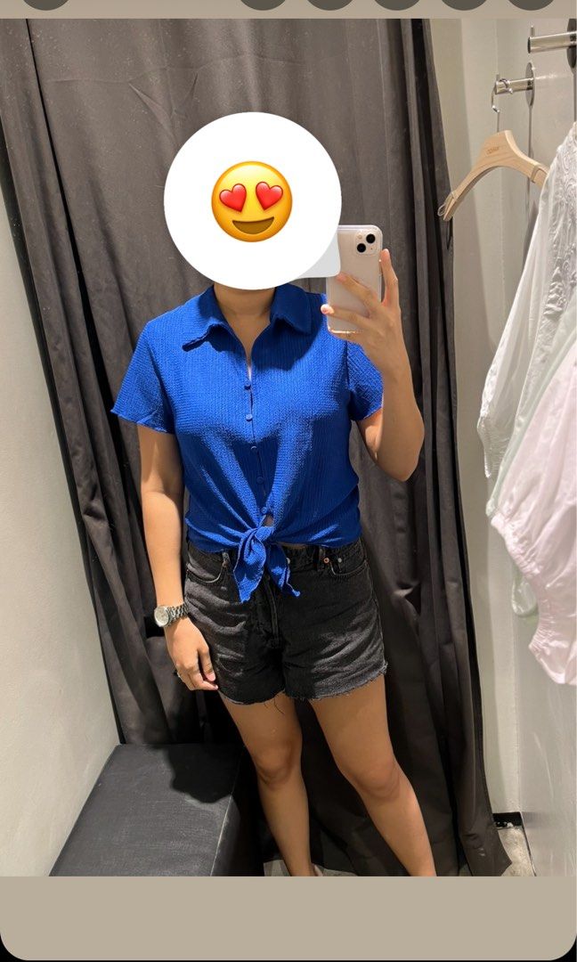 Mango Top (Category: Blouses) located in Taytay. Submitted by chie2022 (Listing ID 1298956721, Image 2). Description: Original Bought from Mango Store Good as new Worn twice Hindi po magka-overlap yung tela sa button area. Magkadikit lang sila (please see photos) I used to wear this with tube bra. .
