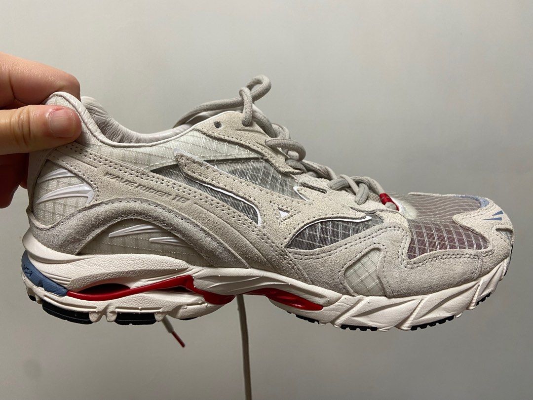 Mizuno x Highsnobiety Wave Rider 10 Carousell