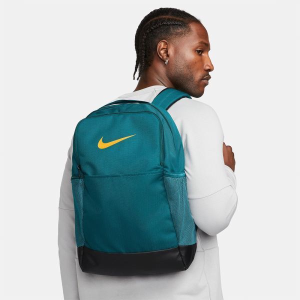 NIKE BRASILIA 9.5 TRAINING BACKPACK MEDIUM 24L GREEN Men s Fashion Bags Backpacks on Carousell