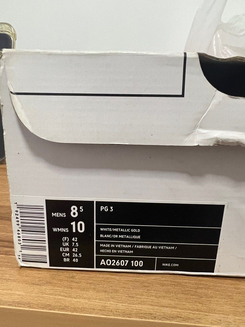 Nike PG 3 (Category: Sneakers) located in Mandaluyong City. Submitted by declutter.mac (Listing ID 1298989653, Image 3). Description: Nike Paul George 3 Size 8.5 Mens Condition: 8.5/10 Price 1800.