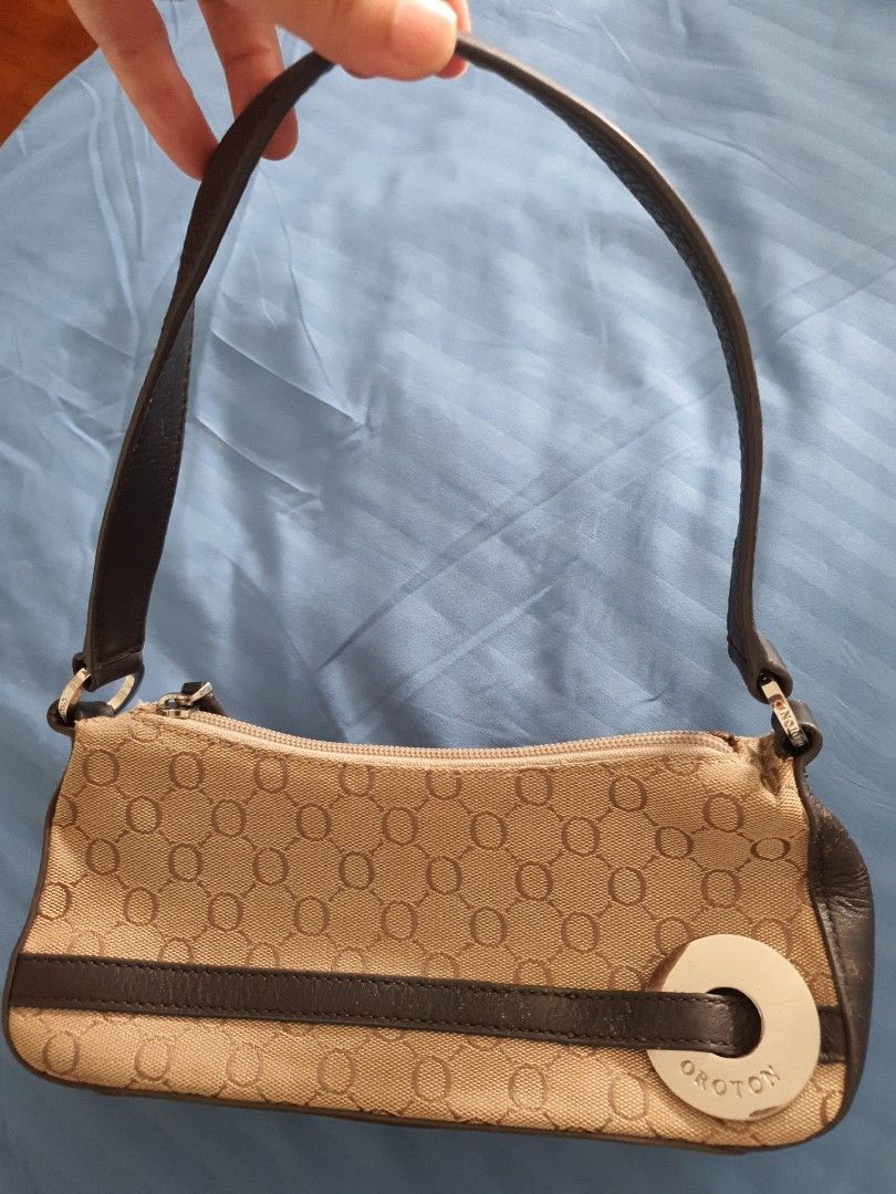 Oroton shoulder bag cheap
