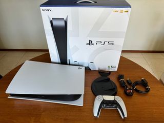 PlayStation 5 PS5 disc version