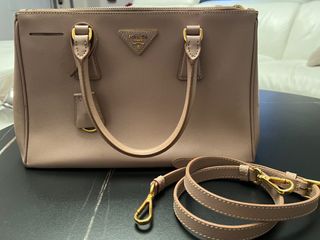 （分類：）位於 。 由 kkc0123 提交（商品編號 1298999916，圖片 1）。簡介： 。