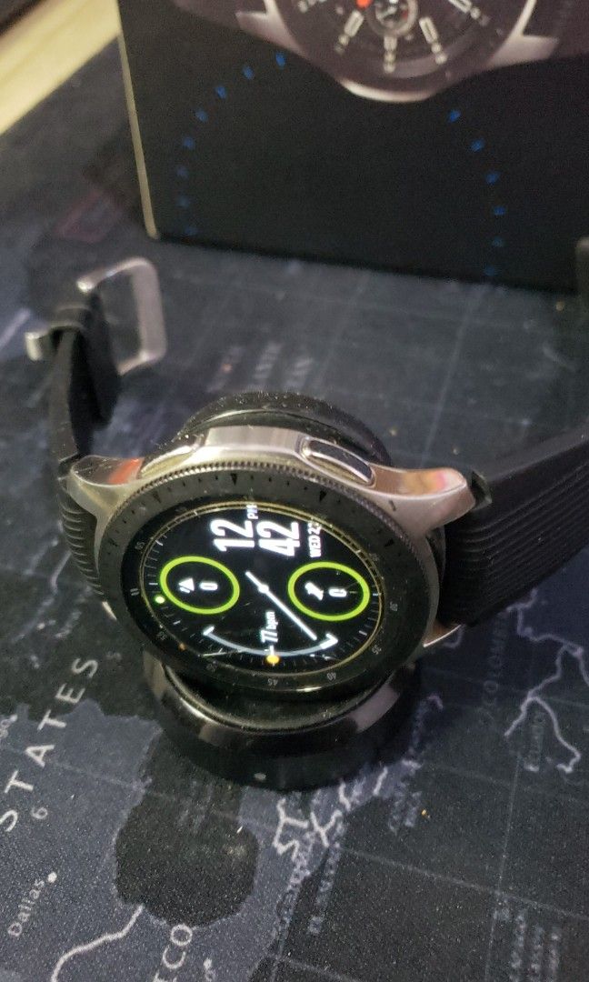 Samsung Galaxy Watch 46mm R800 Silver murah bgt Fesyen Pria Jam Tangan di Carousell