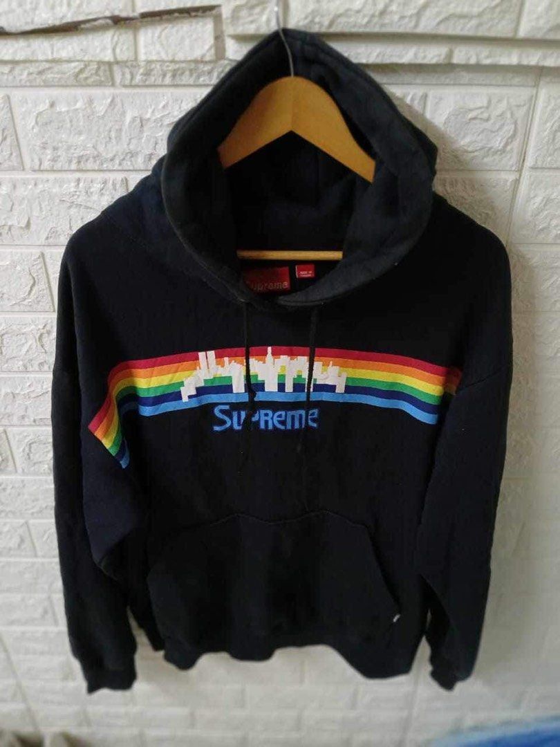 supreme hoodie Men s Fashion Coats Jackets and Outerwear on Carousell