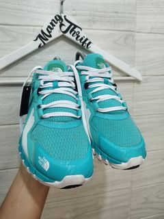 TNF HIKING SHOES