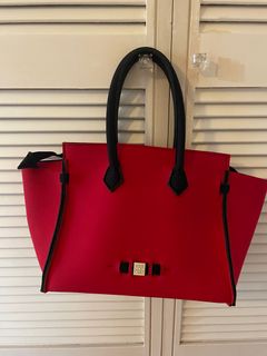 （分類：）位於 。 由 hollybarry98282 提交（商品編號 1299028754，圖片 1）。簡介： 。