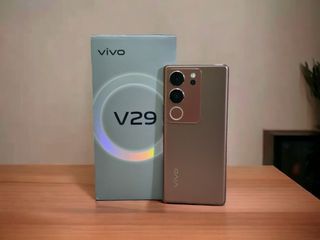 Vivo V29 5G Red 512gb Complete