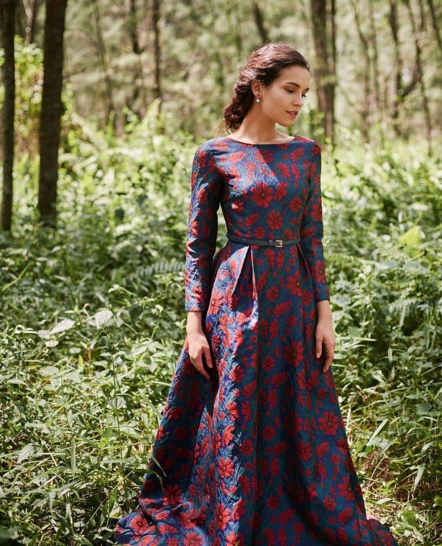 Floral dress for dinner best sale