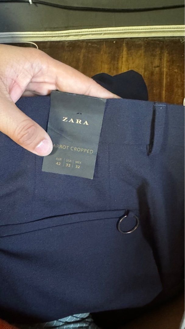 Zara Carrot cropped slacks Men s Fashion Bottoms Chinos on Carousell