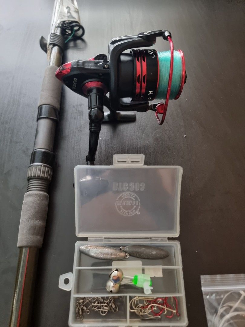 10ft Telescopic Fishing Rod & Reel, Sports Equipment, Fishing on