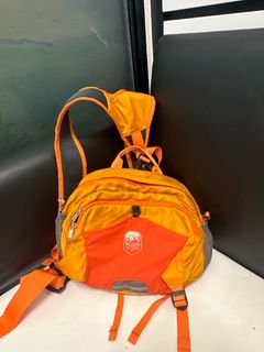 （分類：）位於 。 由 ikeepfunshoes 提交（商品編號 1296368805，圖片 1）。簡介： 。
