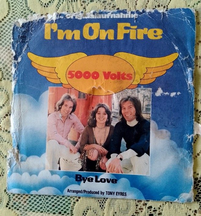 5000 Volts - I'm On Fire (7" single) PLAKA (Category: Vinyls) located in Cebu City. Submitted by pandastampscebu (Listing ID 1146808403, Image 2). Description: 5000 Volts - I'm On Fire (7" single) (Epic, 1975) : P125 Vinyl is in excellent condition Tracks : a) I'm On Fire b) Bye Love All vinyl singles are European or US pressings, all tested and cleaned with a vacuum record cleaner Payment : Gcash, Palawan, RCBC. Shipping fee nationwide is 150P. 