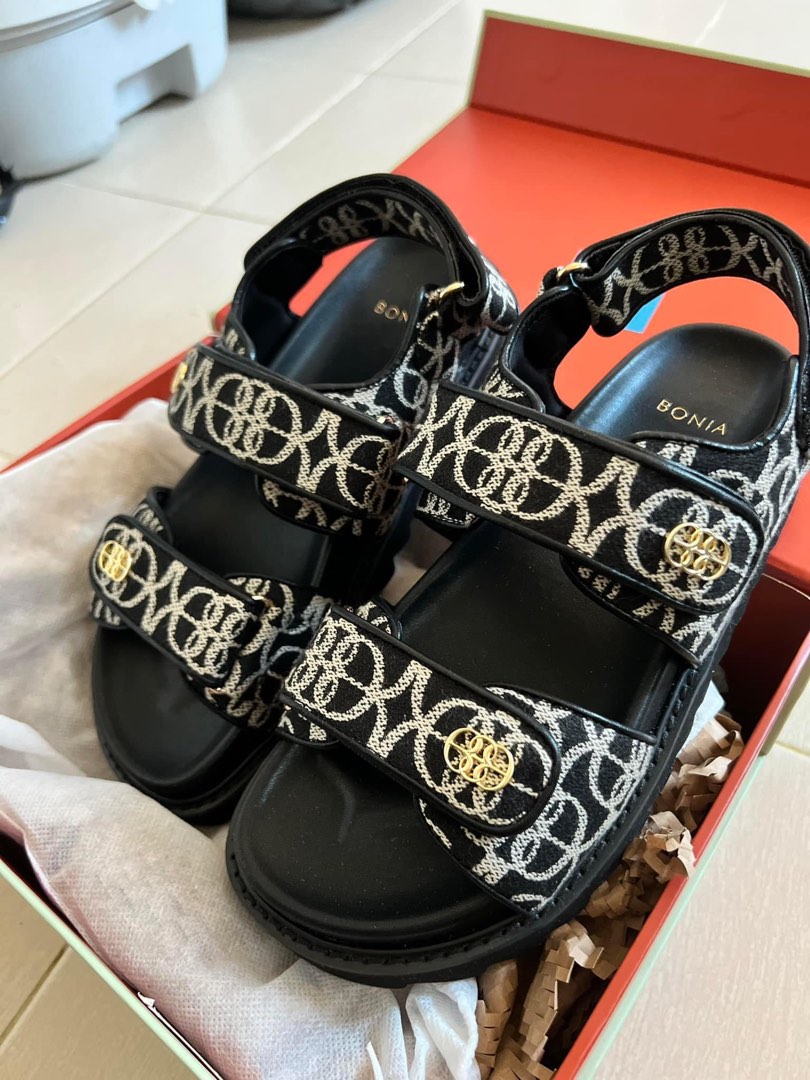 Authentic Bonia Sandle