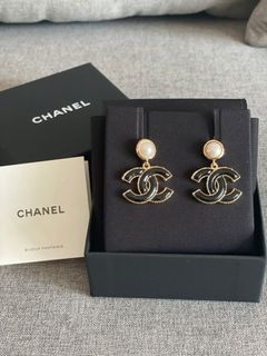Authentic Chanel 23K Pearl Drop Earrings
