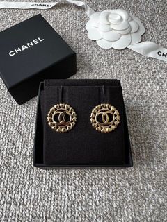 Authentic Chanel L23 CC Mini Heart Round Earrings