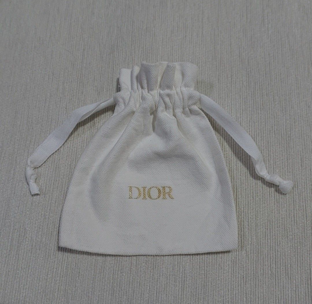 Authentic Christian Dior Dust bag 6x5 inches (Category: Luxury Bags & Wallets) located in Manila. Submitted by jfluxury.co (Listing ID 1296296400, Image 3). Description: excellent condition no flaws bought in Japan 🇯🇵 💯% Authentic. 😊 Money back guarantee. 😊 Clean and ready to use na po.