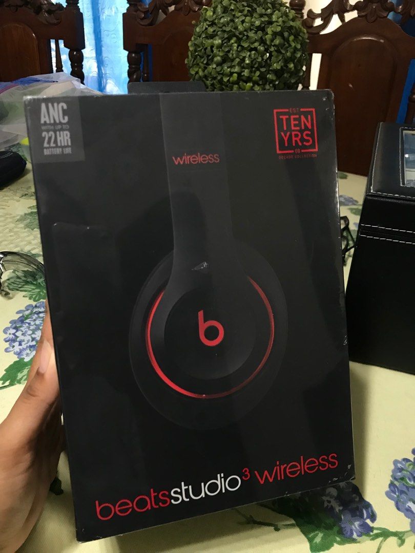 BEATS STUDIO 3 WIRELESS (Category: Headphones & Headsets) located in Lingayen. Submitted by jayteeeezy (Listing ID 1296342188, Image 1). Description: FS‼️ BEATS STUDIO 3 WIRELESS BRANDNEW FRESH FROM CANADA 🇨🇦 Price: 35,000 Pesos only Can do shipping via JNT, LBC or JRS EXPRESS DM 📩.
