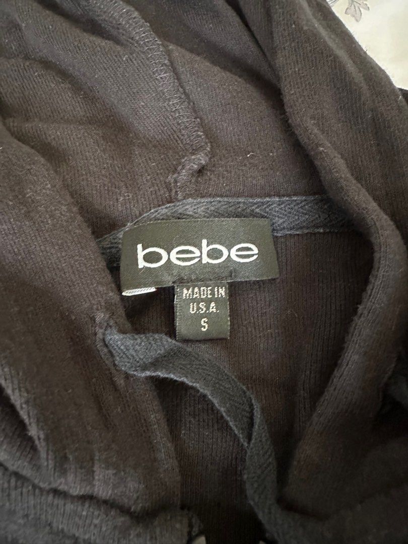 Bebe Jacket (Category: Coats, Jackets and Outerwear) located in Singapore. Submitted by kimmyhuiping (Listing ID 1296272364, Image 2). Description: .