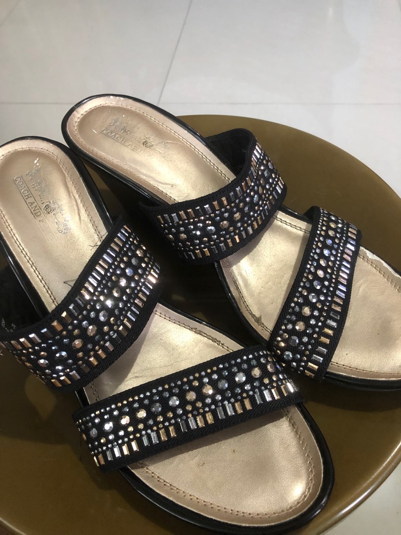 Coach and four sandals online