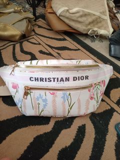 Flower Dior belt bag