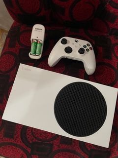 for sale xbox series s with rechargeable battery