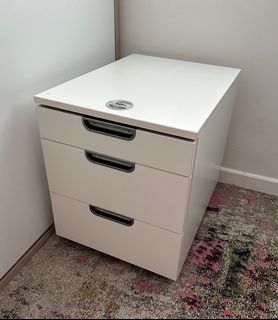 (Category: ) located in . Submitted by CAEL2017 (Listing ID 1296248423, Image 1). Description: .