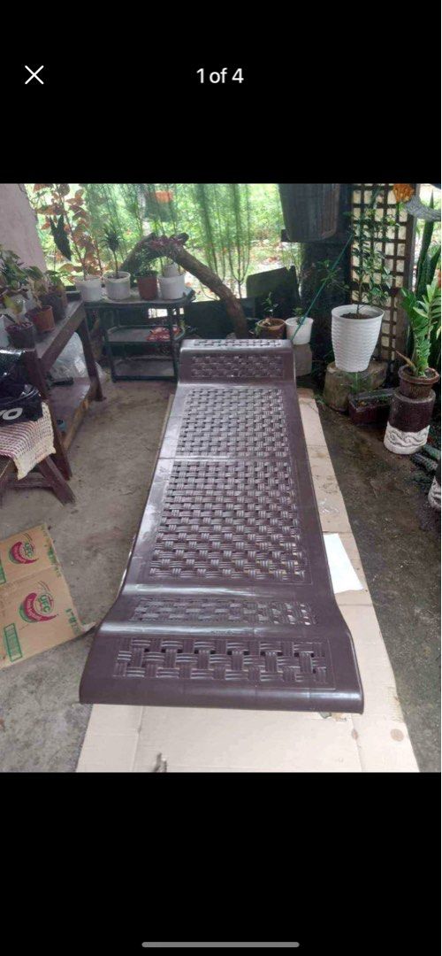 jolly cleopatra sofa bed (Category: Sofas) located in Manila. Submitted by kellychz (Listing ID 1296270272, Image 2). Description: Jolly Cleopatra Sofa BEd legit po matibay sya on hand brand new sale green beige brown cod or gcash.