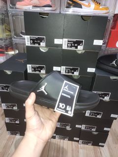 (Category: ) located in . Submitted by dainskicks (Listing ID 1296290763, Image 1). Description: .