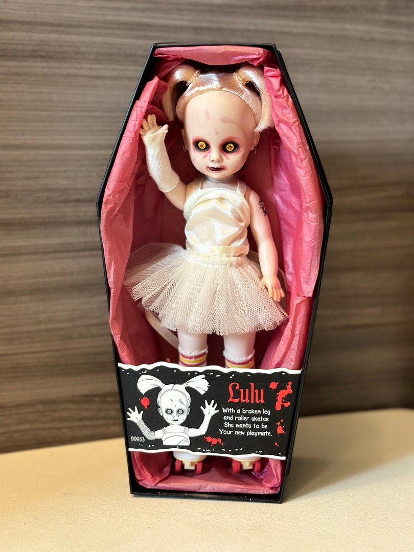 Living dead dolls Lulu, 興趣及遊戲, 玩具& 遊戲類- Carousell