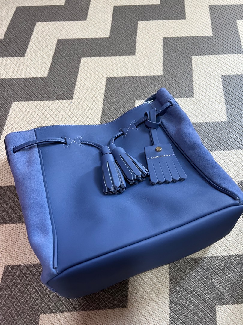 Longchamp penelope bucket bag store