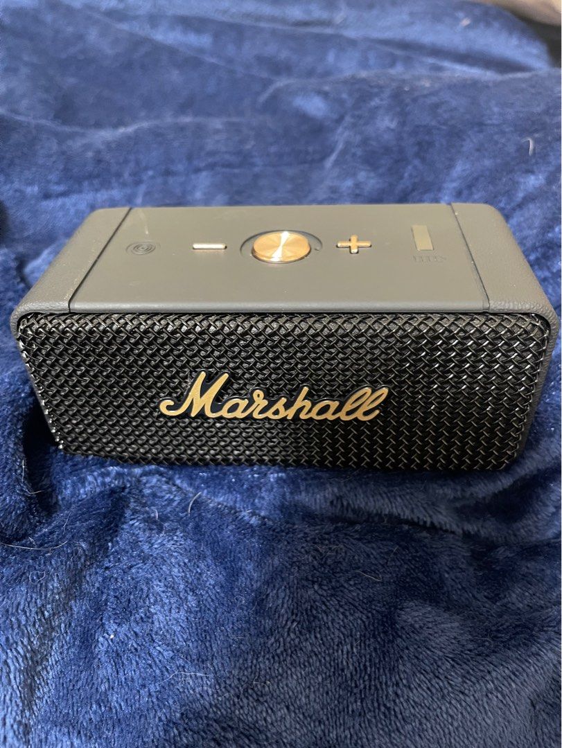 Marshal Emberton (Category: Soundbars, Speakers & Amplifiers) located in Antipolo. Submitted by quekerots (Listing ID 1296385216, Image 1). Description: Black and Brass.