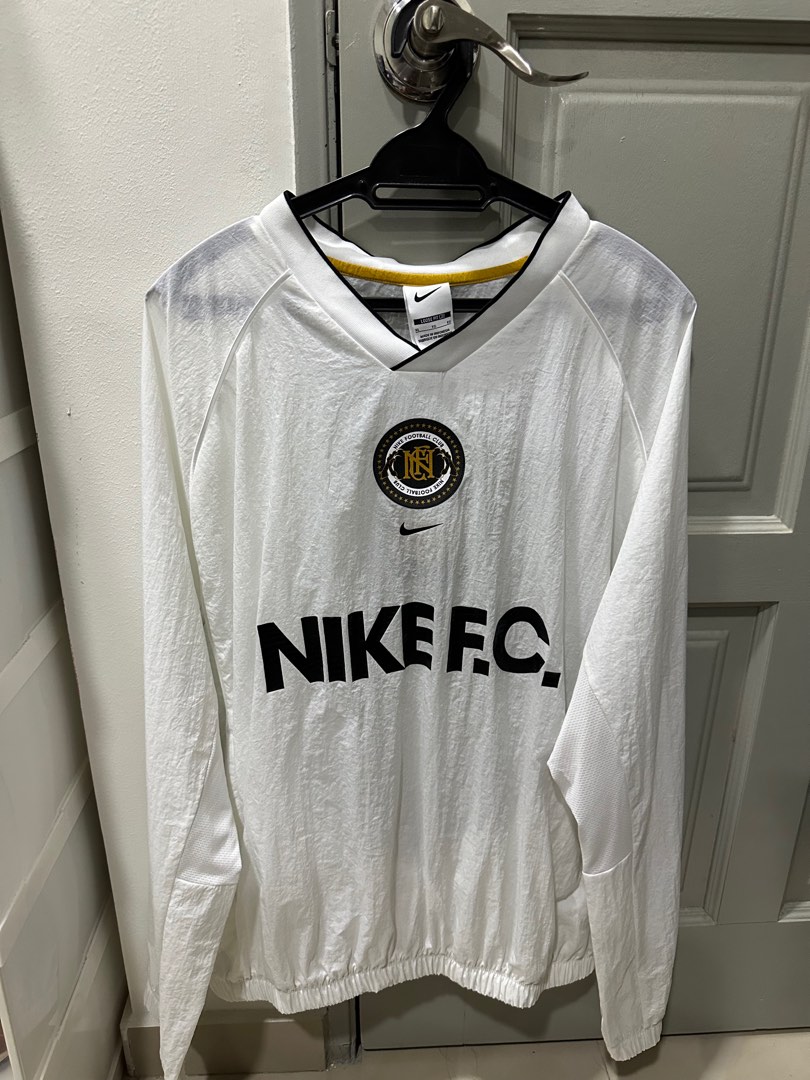 Nike F.C. Repel Long Sleeved Soccer Pullover White DQ5039 121 Men s Fashion Coats Jackets and Outerwear on Carousell