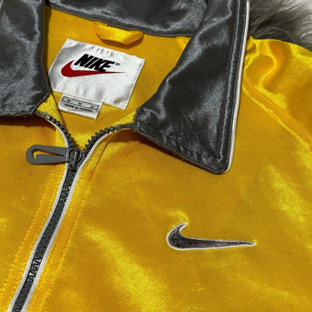 Yellow nike zip up cheap
