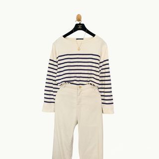 premium cotton knit striped longsleeves sweater dirty white and navy blue striped