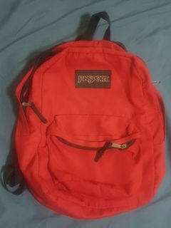 (Category: ) located in . Submitted by prettyboynextdoor (Listing ID 1296265755, Image 1). Description: .
