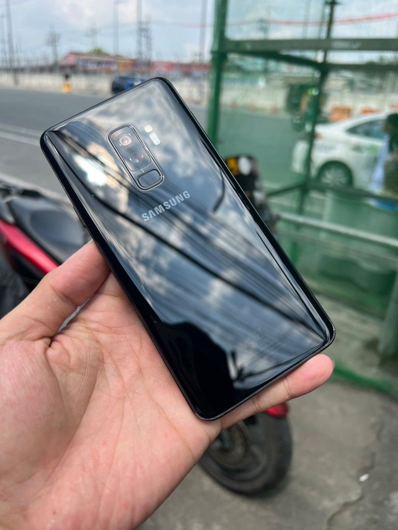 Samsung S9 plus 128gb (Category: Samsung) located in Quezon City. Submitted by mubrogadgets (Listing ID 1296396562, Image 3). Description: SAMSUNG S9 PLUS ₱ 5800 WE ACCEPT CASH ON DELIVERY VIA LBC IN ALL PART OF PHILLIPINES AND LALAMOVE FOR IN METRO MANILA SAGOT NYO PO SHIPPING FEE no issue may slight amoled burn na 128gb/6gb ram👍 4G LTE-A (6CA) Cat18 🙀 Chipset Exynos 9810 (10 nm) Octa-core GPU Mali-G72 MP18 OS Android 9.0 (Pie) Card slot micro