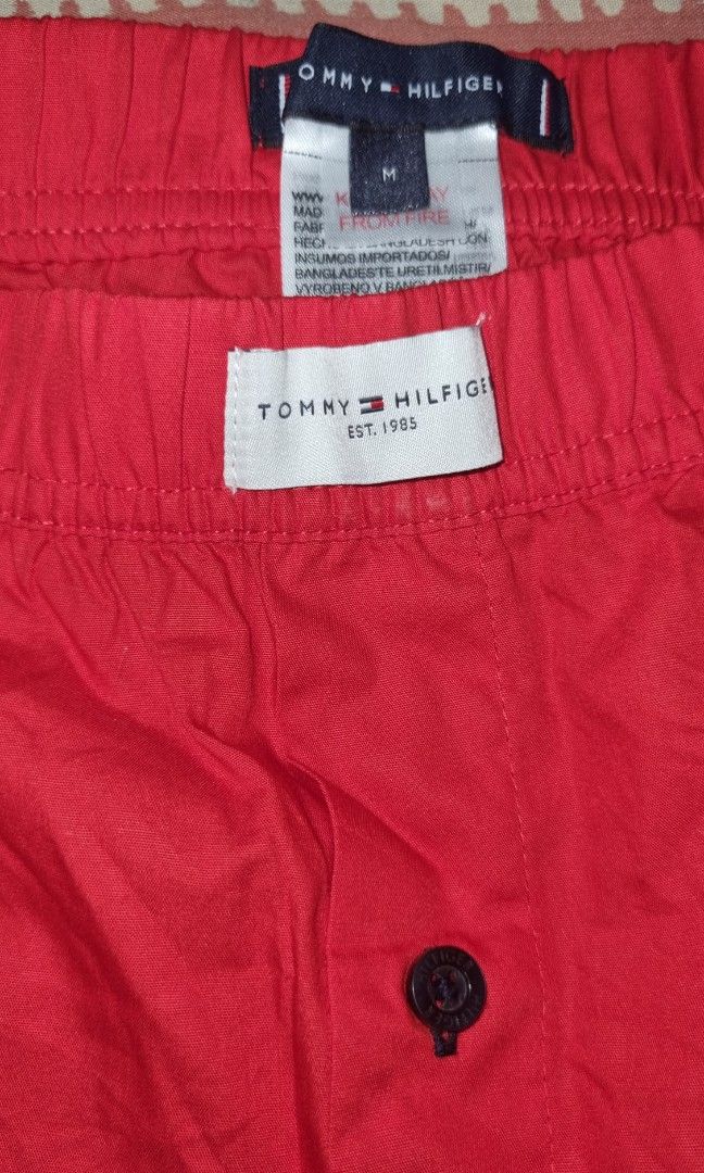 TOMMY HILFIGER WOVEN BOXER (Category: Underwear) located in Quezon City. Submitted by gadgetsandstuffs.qc (Listing ID 1296260196, Image 3). Description: TOMMY HILFIGER WOVEN BOXER Size M Color Red Never been used or fitted.