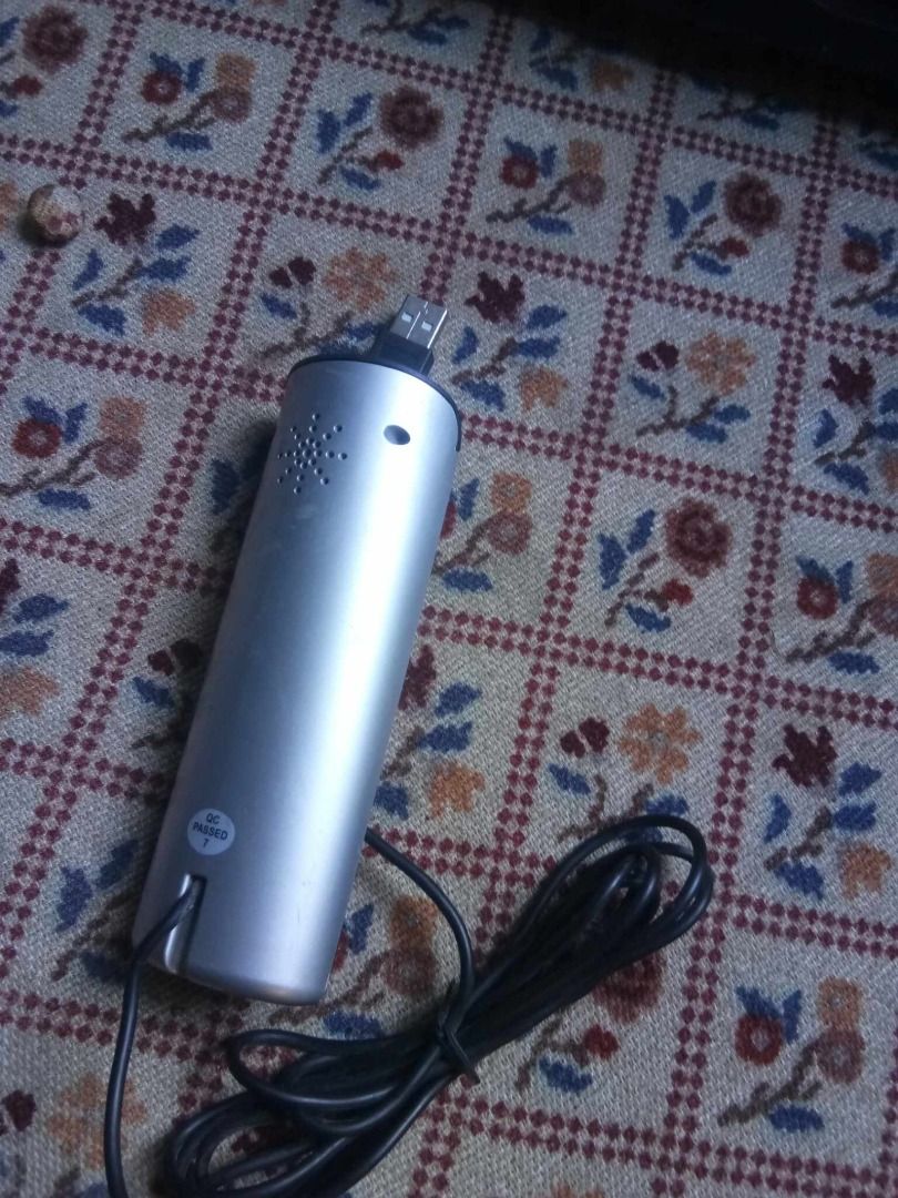 usn phone (Category: Headphones & Headsets) located in Manila. Submitted by maybonifacio (Listing ID 1296308896, Image 2). Description: usb phone for private talk from laptop windows detected usb device location: Manila quirino ave zamora 0938-555-9206.