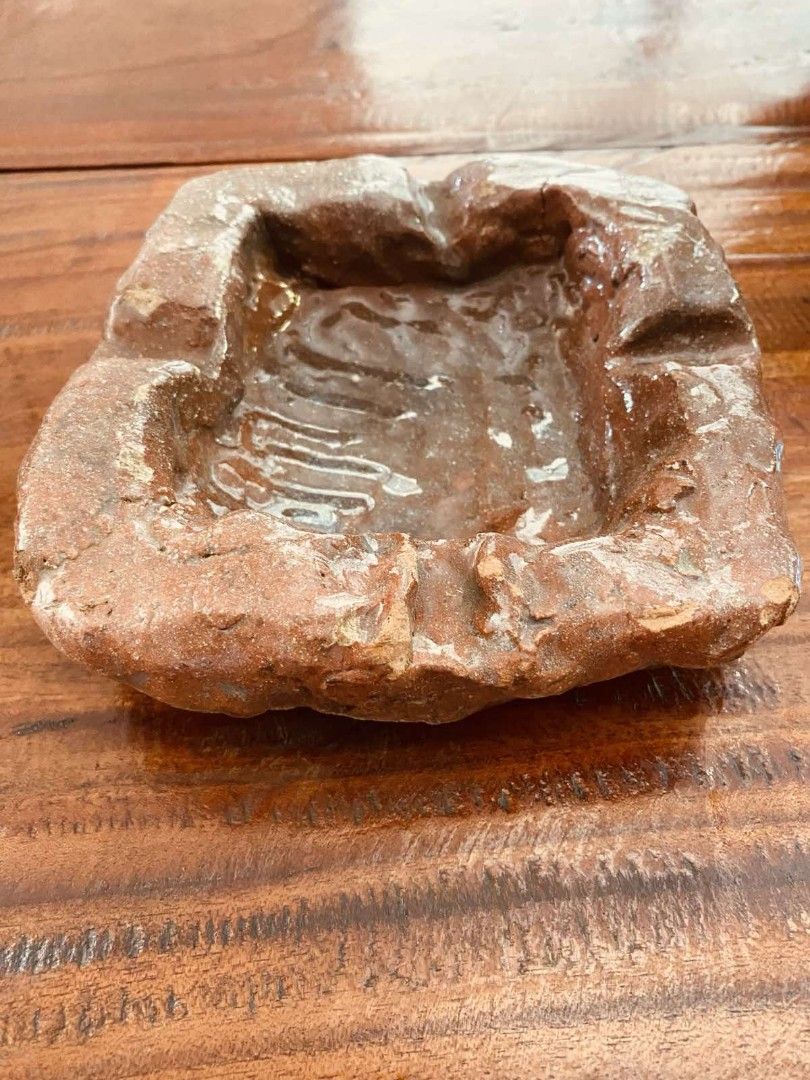 Vintage Stoneware Ashtray/Catch-all Holder (Category: Vintage Collectibles) located in Bulacan. Submitted by orange.locker (Listing ID 1296249365, Image 1). Description: Has 4 rest Catch - all holder Heavy A unique piece man cave accent decor.